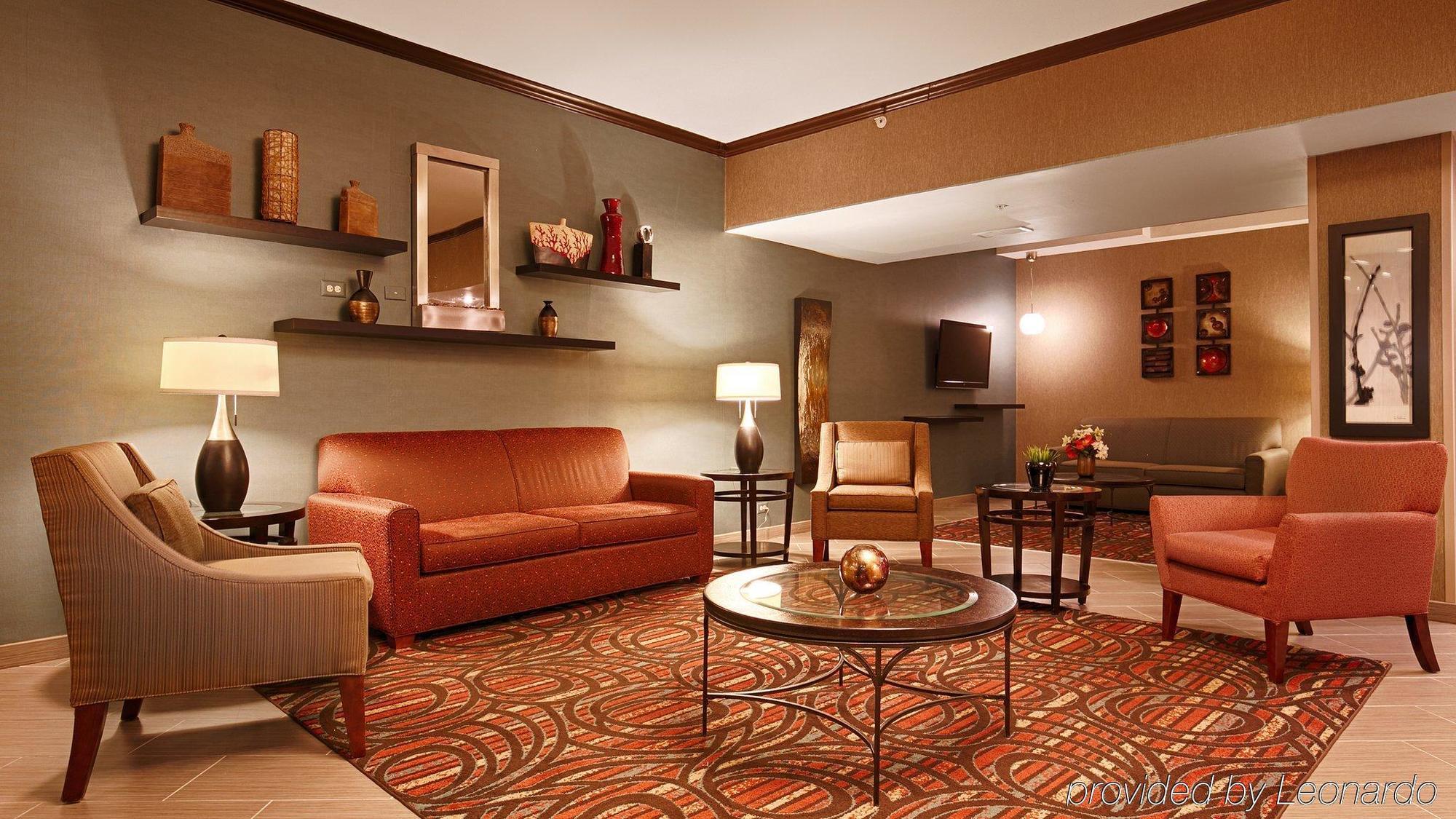Отель Wyndham Garden Schaumburg Chicago Northwest Экстерьер фото